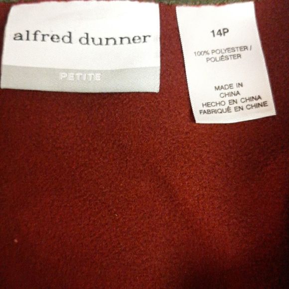 Alfred Dunner ๐ Green Button Down Coat - Picture 4 of 6
